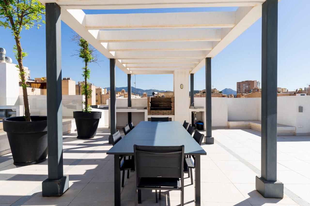 Apartamento Deluxe Con Piscina, Terraza & Parking Малага Екстериор снимка