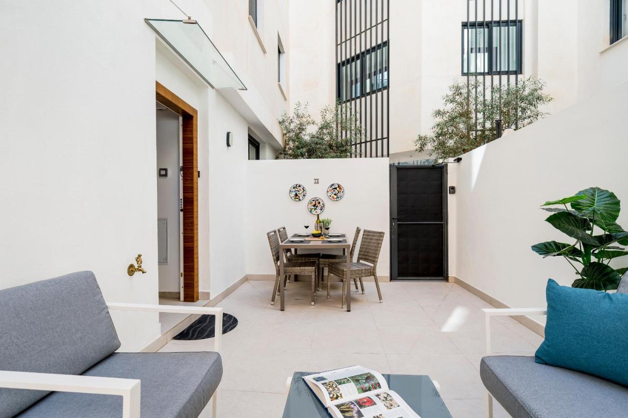 Apartamento Deluxe Con Piscina, Terraza & Parking Малага Екстериор снимка